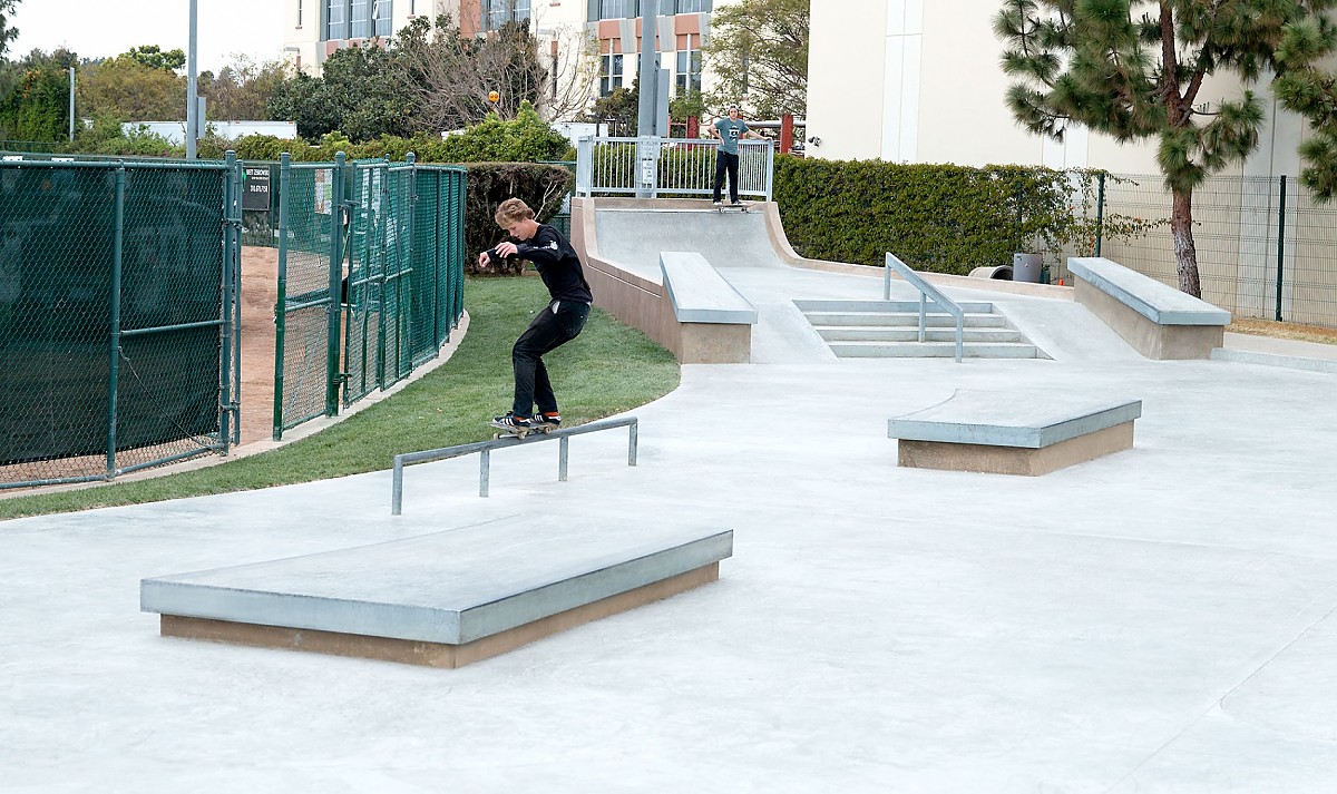 Manhattan beach skatepark